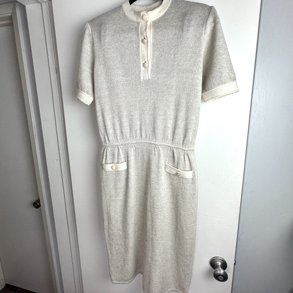 St.John For Saks Fifth Avenue Gray Cream Vintage70’s Quarter Button KnitDress 10 - Picture 2 of 15